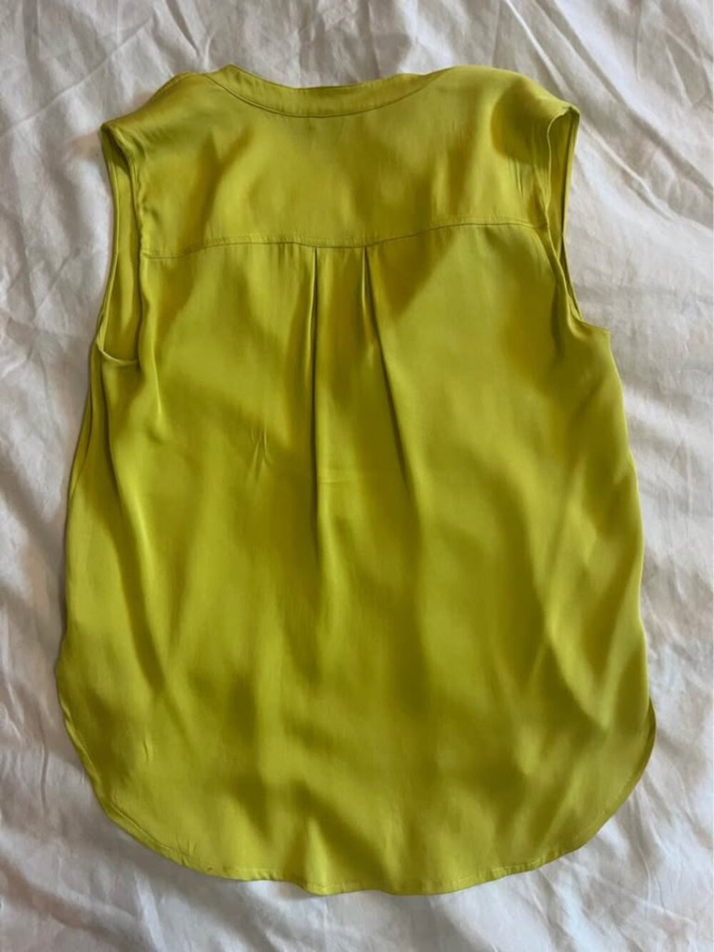 Vince yellow silk blouse size XS - Picture 3 of 5